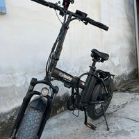 E-bike 250w, 16A, display a colori