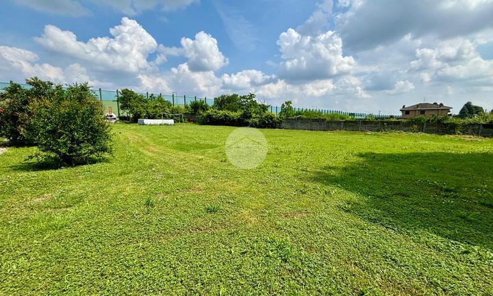 TER. RESIDENZIALE A UBOLDO