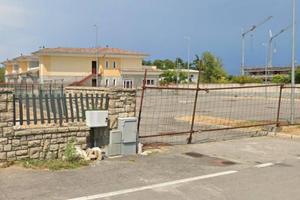 Immobile in asta di 1821 m² con più di 5 locali e 