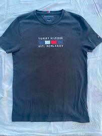 T-shirt Tommy Hilfiger - Taglia M - Cotone