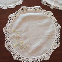 Centrini in lino e uncinetto 