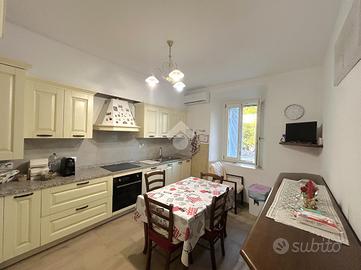 CASA INDIPENDENTE A PISTOIA