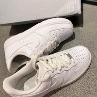 Nike Air Force 1 07  EU41