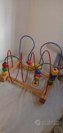 labirinto di palline in legno 