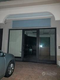 Locale commerciale per uffici