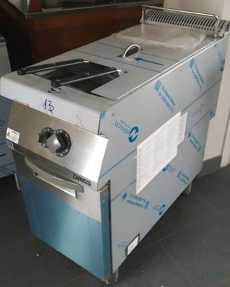 NUOVA(mai usata) FRIGGITRICE A GAS ZANUSSI EVO900