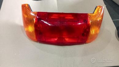 Gruppo fanalino posteriore Amico gl 50.