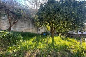 CASA SEMINDIPENDENTE A BARONISSI