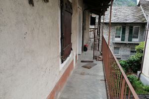 Casetta da ristrutturare con terreno