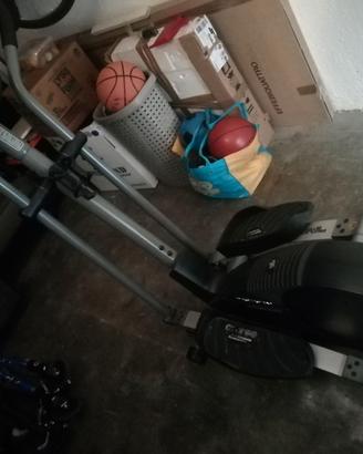 attrezzi palestra vedi foto