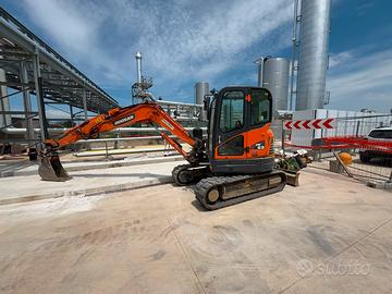 Escavatore Doosan Dx63
