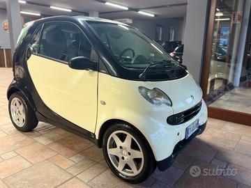 Smart ForTwo 700 coupé pure (37 kW)
