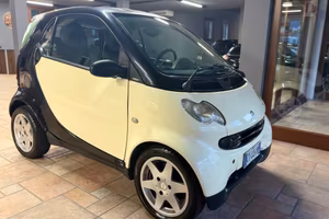 Smart ForTwo 700 coupé pure (37 kW)