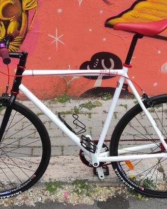 Bicicletta Mongoose Maurice