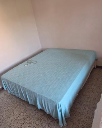 letto matrimoniale con materasso 