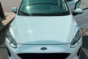 ford fiesta ( neopatentato )