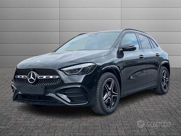 MERCEDES-BENZ GLA 200 d automatic