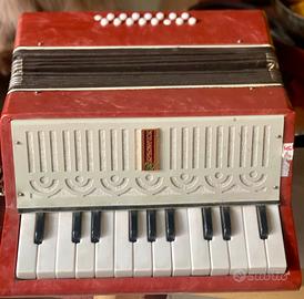 Fisarmonica/ organetto russo