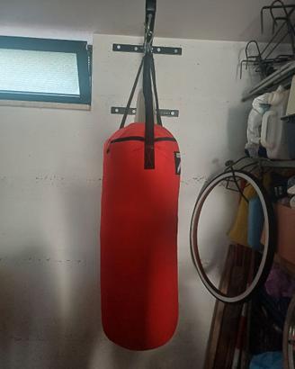 Sacco per allenamento boxe