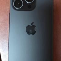 iPhone 15 Pro nero