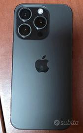 iPhone 15 Pro nero