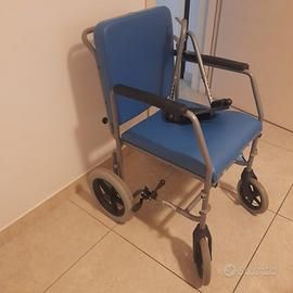 Carrozzina con ruote