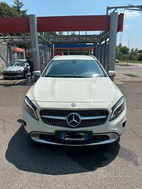 Mercedes gla