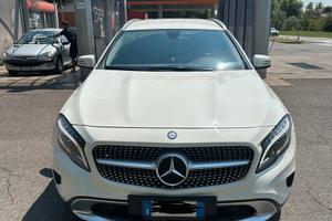 Mercedes gla