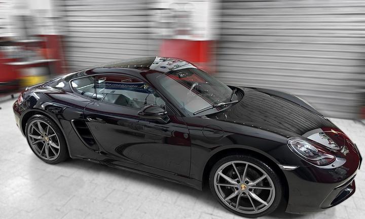 Porsche 718 Spyder Cayman 2.0 T PDK