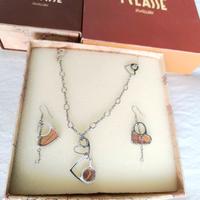 Collana ed orecchini 1classe