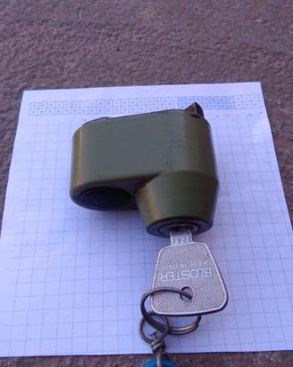 lucchetto ruota scorta suzuki sj 410