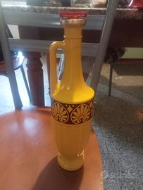 bottiglia di liquore vintage