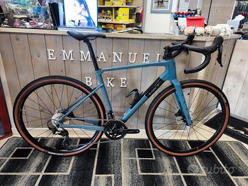 Gravel carbon Vkt 2026 grx 2x12 M