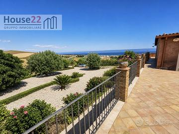 AGRITURISMO CON VISTA MARE A LICATA -