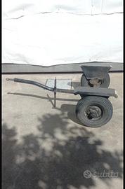 Carrello per auto