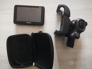 TomTom con supporto auto
