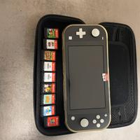Nintendo swich lite con 9 giochi e memori card