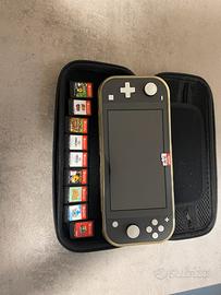 Nintendo swich lite con 9 giochi e memori card