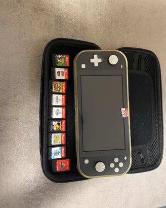 Nintendo swich lite con 9 giochi e memori card