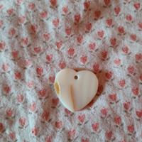 Ciondolo in madreperla 