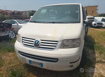 Volkswagen Transporter Caravelle 2.5 TDI/131CV PC 
