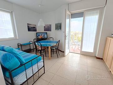 Riviera - Vista mare per 3/4 persone