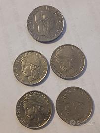 Monete da 100 lire e 50 centesimi