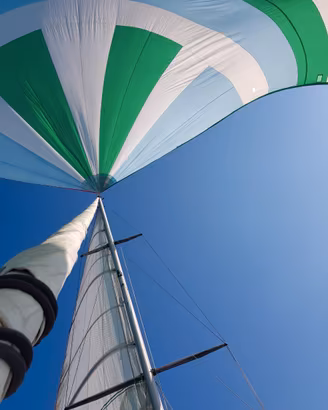 Imbarcazione da diporto a vela