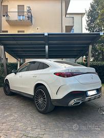 Mercedes Glc220d coupe 4 matic full optional