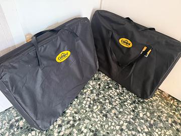 2 Recinti per cani da campeggio.