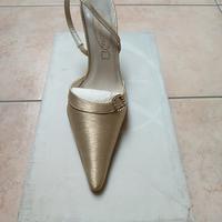 Scarpe nuove da cerimonia, o sposa