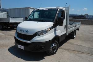 IVECO DAILY 35C18 2022 CON CASSONE FISSO