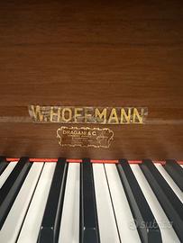 Pianoforte a coda W. Gofmann