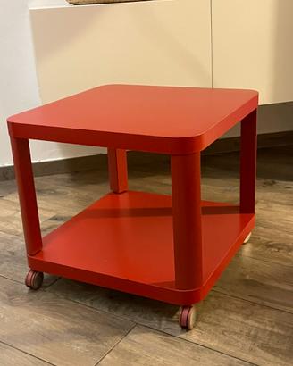 Tavolino con ruote